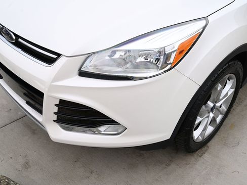 Used 2016 Ford Escape Titanium image 10