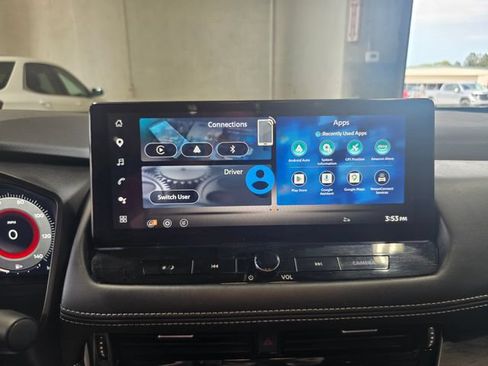 Used 2024 Nissan Rogue Platinum w/ Platinum Premium Package AWD/4WD image 24