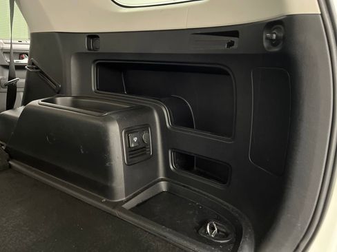 Used 2021 Toyota 4Runner SR5 Premium image 33