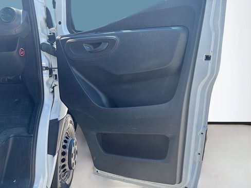 Used 2019 Mercedes-Benz Sprinter 170 image 17