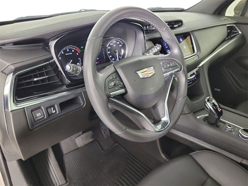 Certified 2023 Cadillac XT6 Luxury image 19