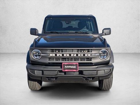 New 2025 Ford Bronco 4-Door image 6