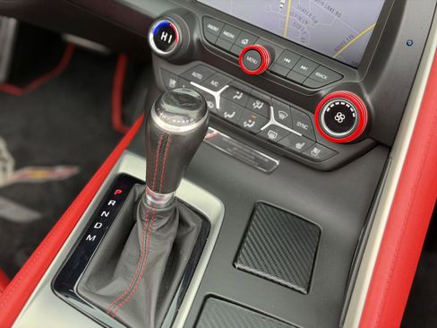 Used 2015 Chevrolet Corvette Z06 w/ 3LZ Preferred Equipment Group image 23