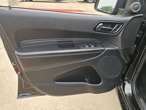 Used 2025 Dodge Durango GT AWD/4WD image 14