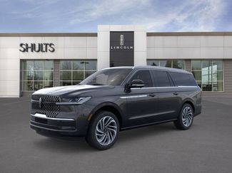 New 2025 Lincoln Navigator L Reserve video 1