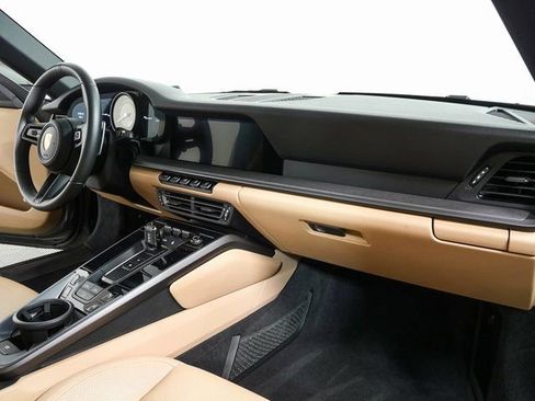 Certified 2020 Porsche 911 Carrera 4 image 20