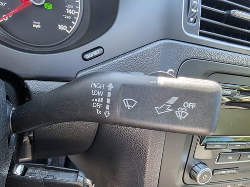 Used 2011 Volkswagen Jetta S FWD image 27