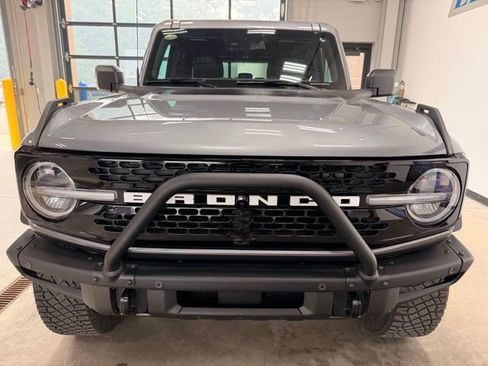 Used 2024 Ford Bronco Wildtrak AWD/4WD image 3