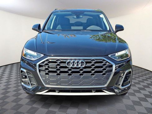 Certified 2023 Audi Q5 2.0T Premium w/ Convenience Package AWD/4WD image 2