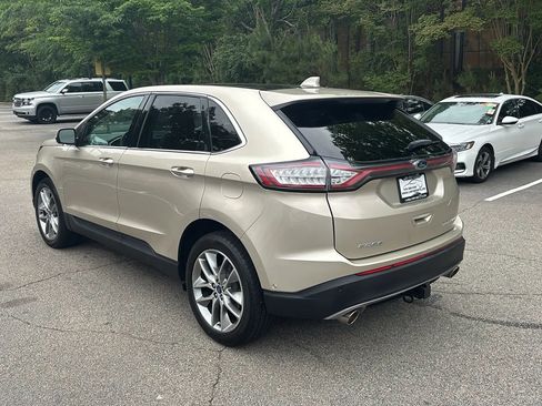Used 2018 Ford Edge Titanium w/ Equipment Group 302A FWD image 7