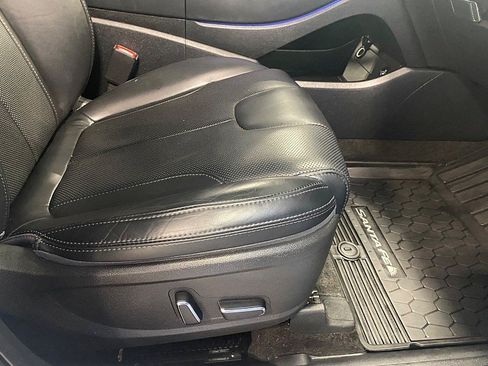 Used 2023 Hyundai Santa Fe Calligraphy AWD/4WD image 41