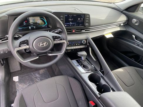 New 2026 Hyundai Elantra Blue image 12