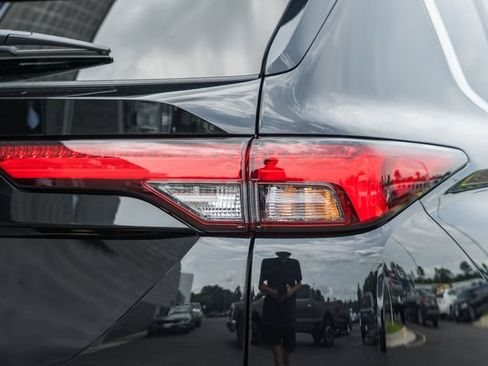 Used 2024 Mitsubishi Outlander SE FWD image 8