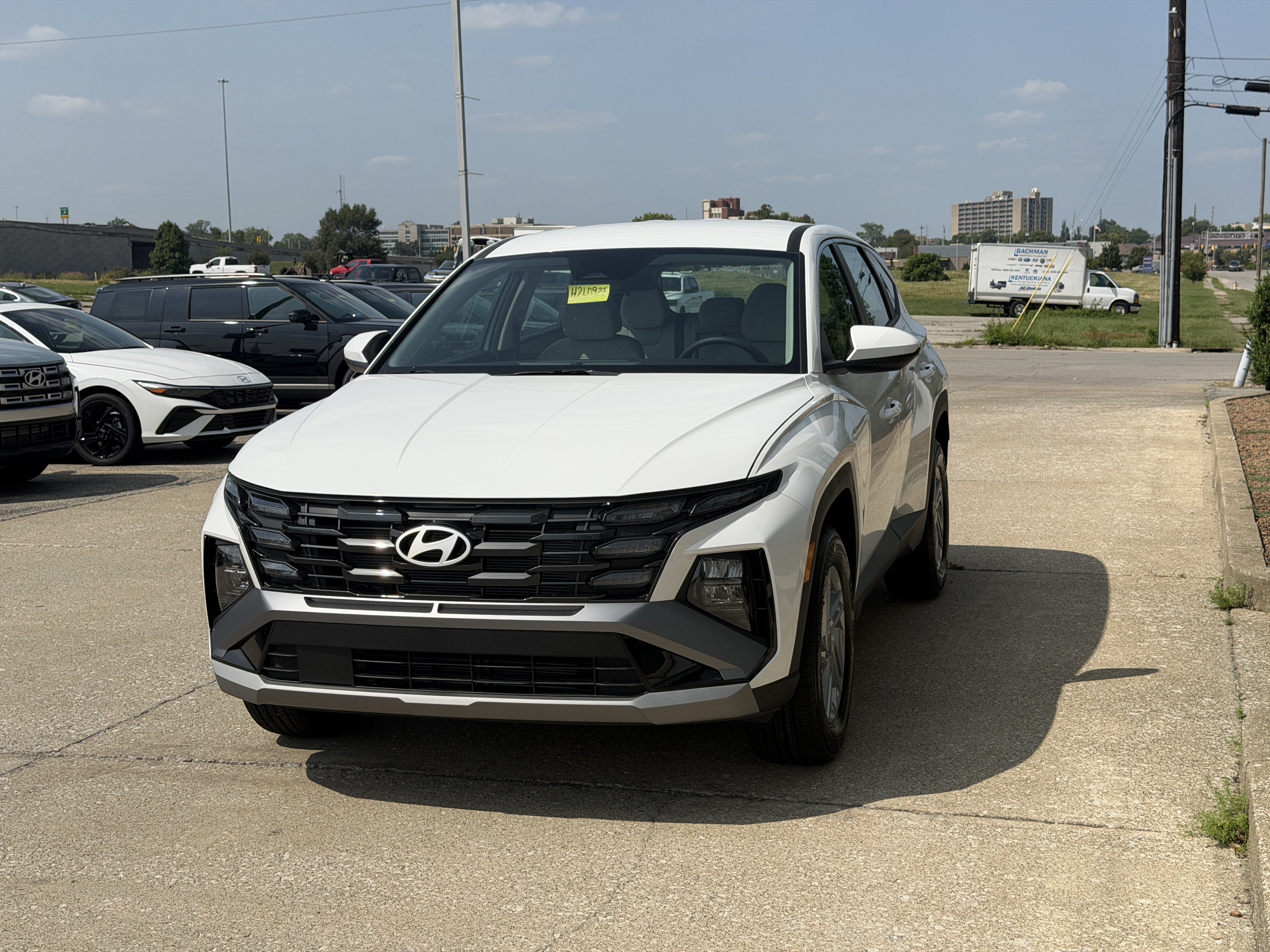 New 2026 Hyundai Tucson SE AWD/4WD image 12
