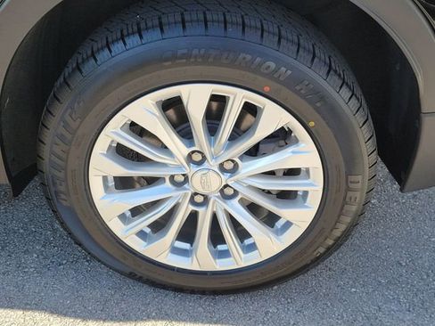 Used 2024 Cadillac XT4 Luxury image 9
