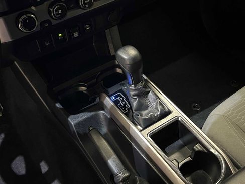 Used 2019 Toyota Tacoma SR5 image 22
