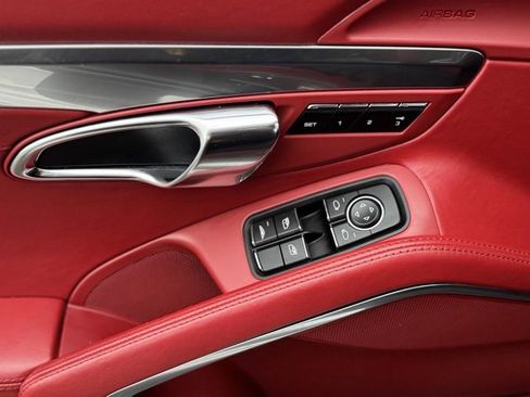 Used 2013 Porsche 911 Carrera S image 14