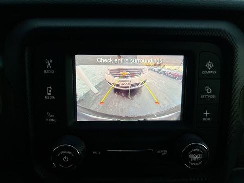 Used 2020 Jeep Wrangler Unlimited Sport S AWD/4WD image 19