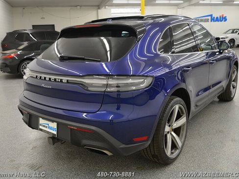 Used 2023 Porsche Macan image 9