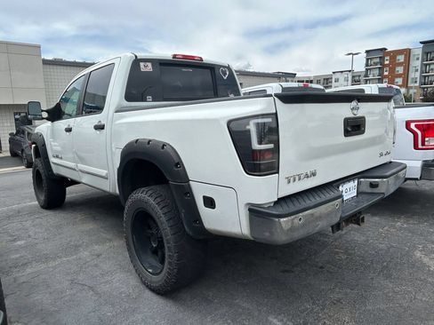 Used 2013 Nissan Titan SV AWD/4WD image 5