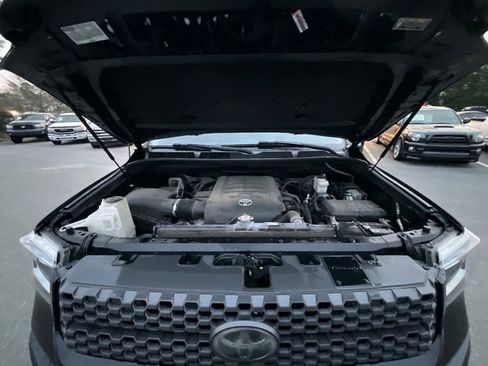 Used 2018 Toyota Tundra SR5 w/ TRD Sport Package image 44