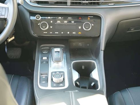 Used 2023 INFINITI QX60 Pure image 44