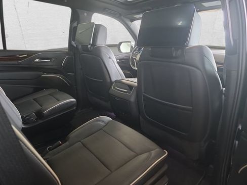 Certified 2024 Cadillac Escalade Premium Luxury AWD/4WD image 11