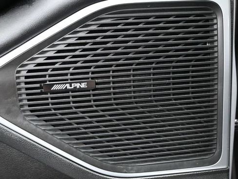 Certified 2024 Jeep Wagoneer Series II AWD/4WD image 19