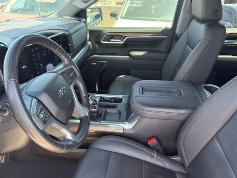 Used 2022 Chevrolet Silverado 1500 RST image 15