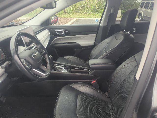 Used 2022 Jeep Compass Limited AWD/4WD image 11