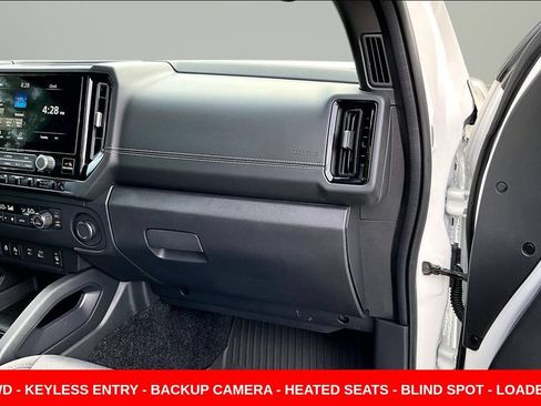 Certified 2026 Nissan Frontier SV w/ All-Weather Content Package AWD/4WD image 31