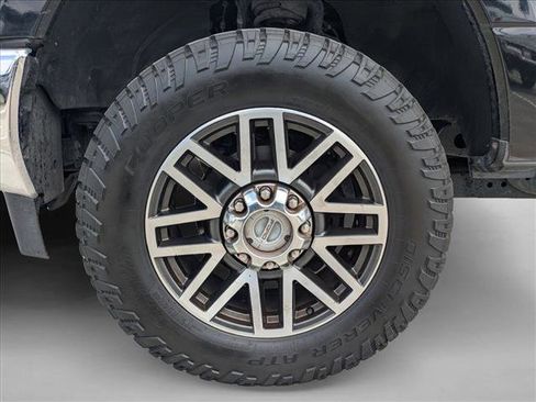 Used 2018 Ford F250 Lariat w/ Lariat Value Package AWD/4WD image 24