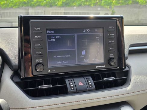 Used 2021 Toyota RAV4 XLE Premium AWD/4WD image 24