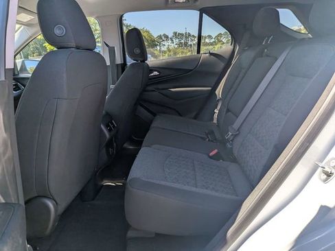 Used 2023 Chevrolet Equinox LT AWD/4WD image 13