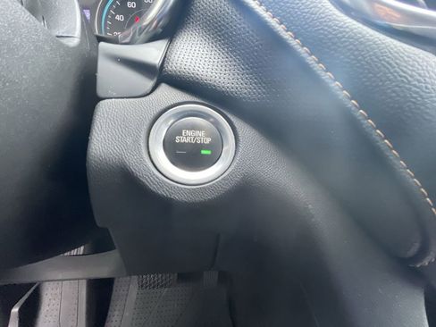 Certified 2022 Chevrolet Equinox Premier FWD image 17