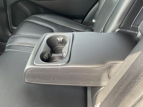 Certified 2022 Ford Edge Titanium AWD/4WD image 30