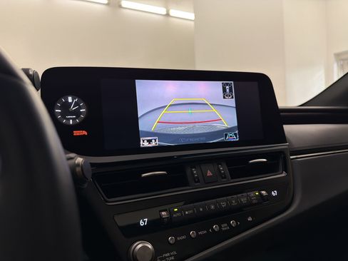 Certified 2022 Lexus ES 350 w/ Premium Package FWD image 25