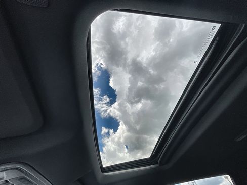 New 2025 Chevrolet Silverado 1500 ZR2 w/ Technology Package image 19