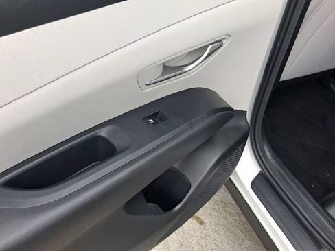 Used 2025 Hyundai Tucson SEL FWD image 10