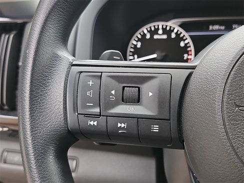 Certified 2023 Nissan Pathfinder S image 23