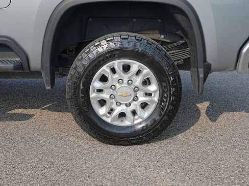 Used 2024 Chevrolet Silverado 3500 LTZ AWD/4WD image 13