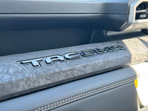 New 2026 Toyota Tacoma Limited AWD/4WD image 37