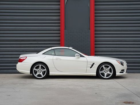Used 2016 Mercedes-Benz SL 400 image 10