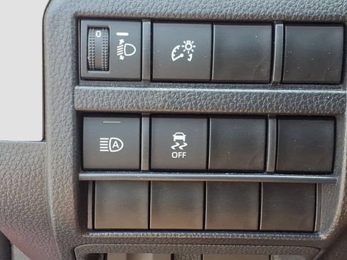 Used 2024 Toyota Tacoma TRD Sport AWD/4WD image 22