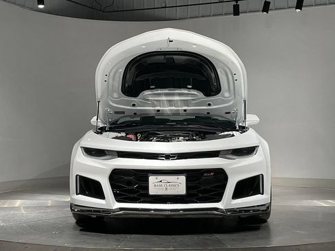 Used 2023 Chevrolet Camaro ZL1 RWD image 25
