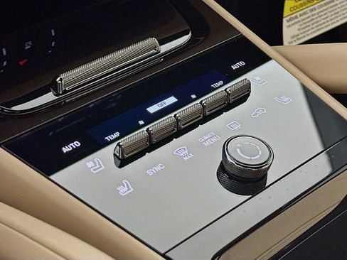 New 2026 Porsche Cayenne image 20