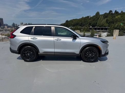 Certified 2026 Honda CR-V Sport image 3