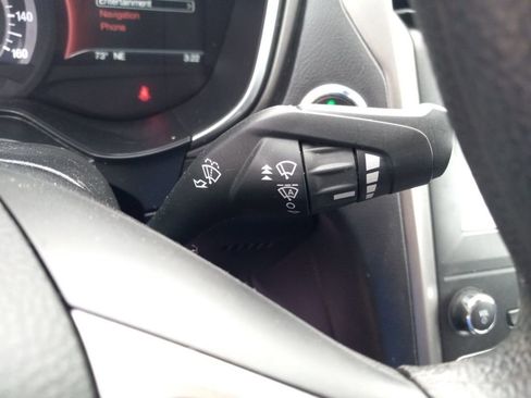 Used 2020 Ford Fusion SE FWD image 27