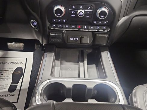 Used 2021 GMC Sierra 1500 Denali w/ Denali Ultimate Package image 14