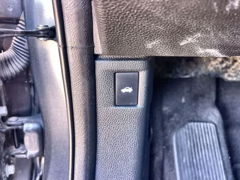 Used 2023 Honda Accord EX image 29